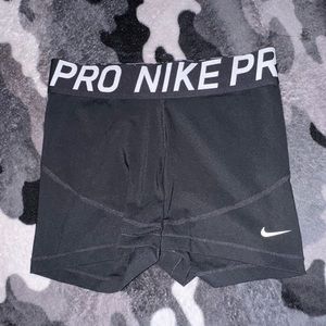 Medium women’s black Nike pros